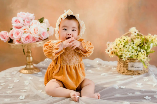 来宾宝宝手上小红点